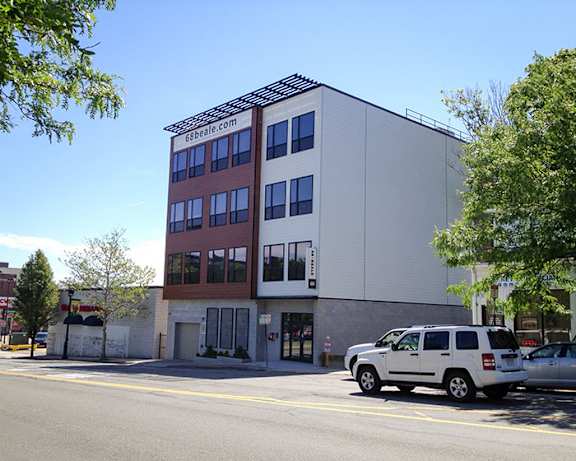 Photo Gallery Image